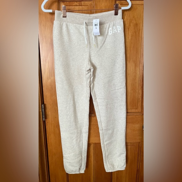 Lot of 5 NWT Gap Jogger Sweatpants size 12 Girls Black Navy Grey - Picture 13 of 15